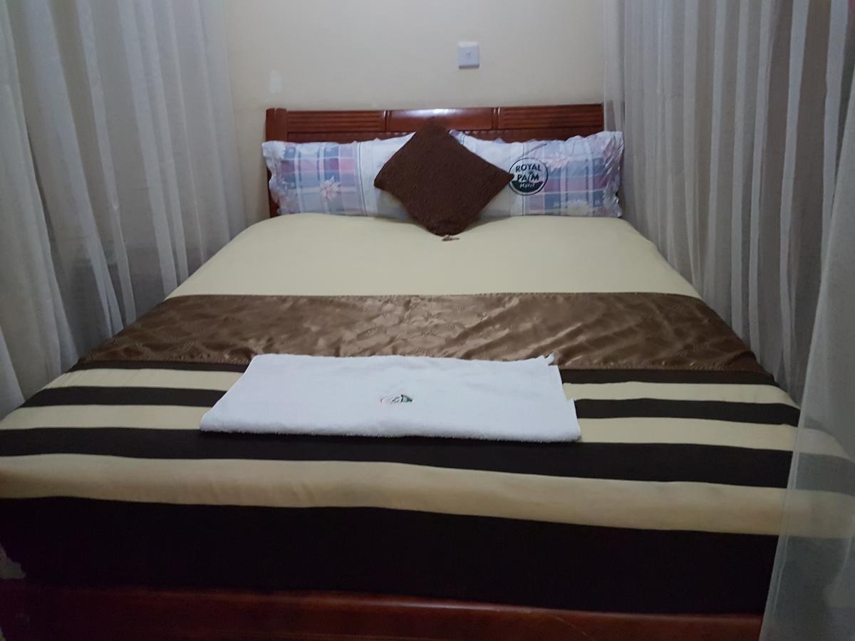 Royal Palm Hotel And Suites Nakuru Ngoại thất bức ảnh